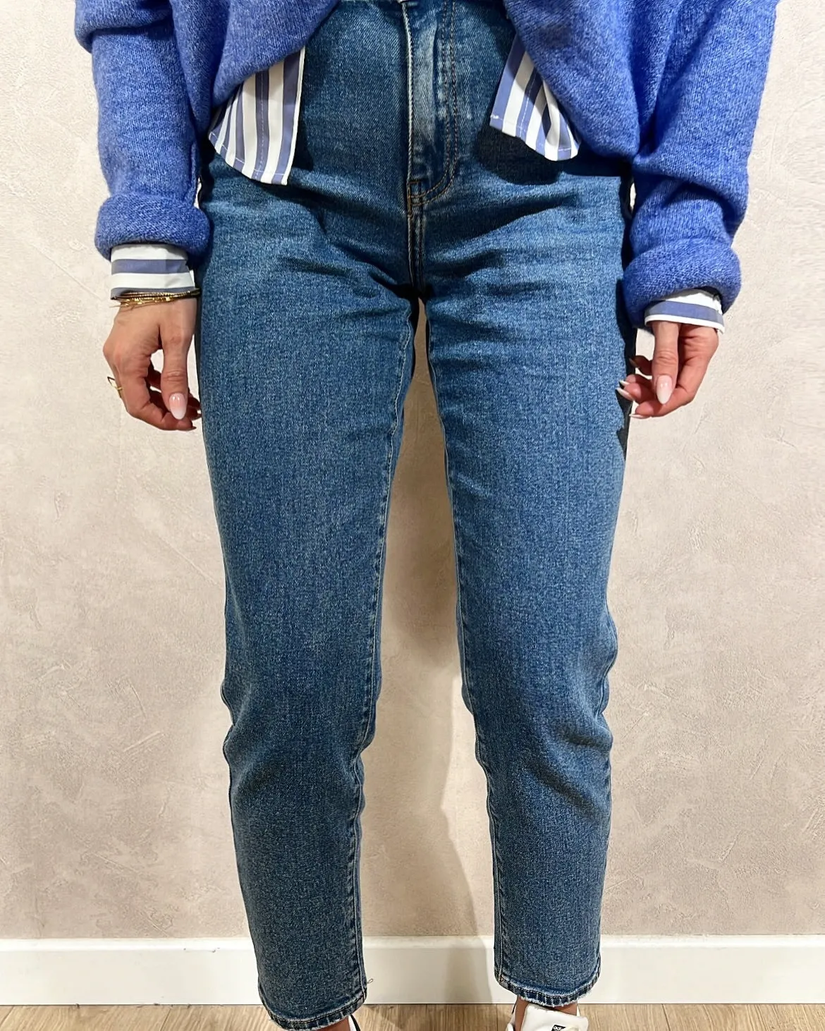 Jean Mom Las