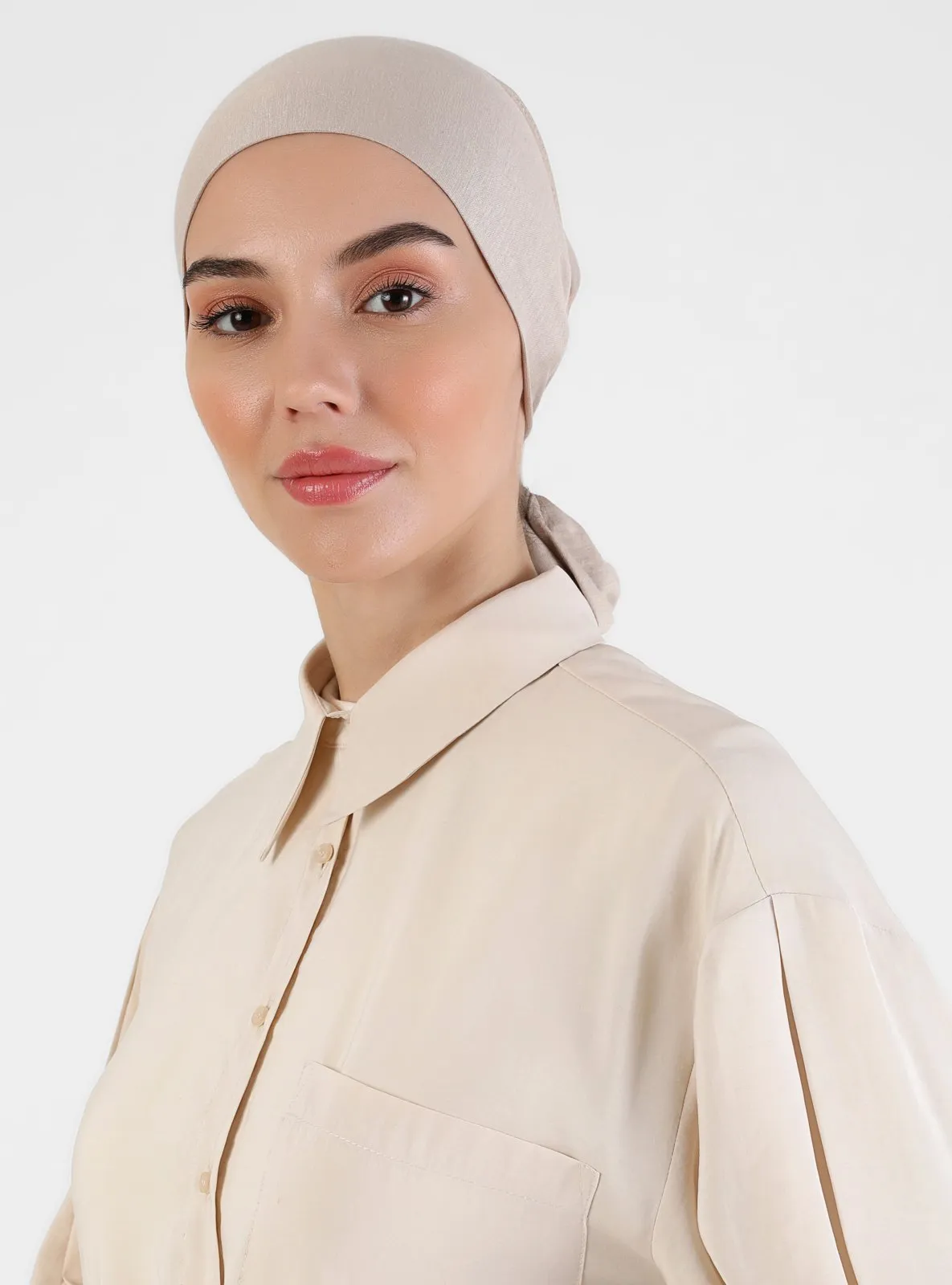 - Plain - Bonnet