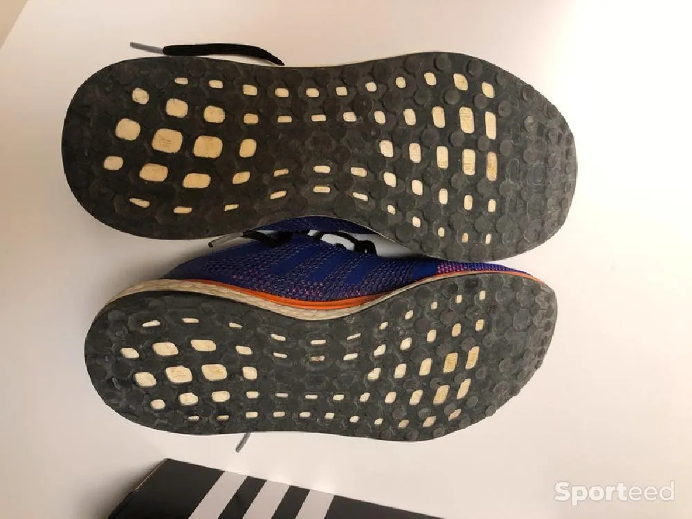 Running Adidas Boost d'occasion Ajouté le : 02/09/2022